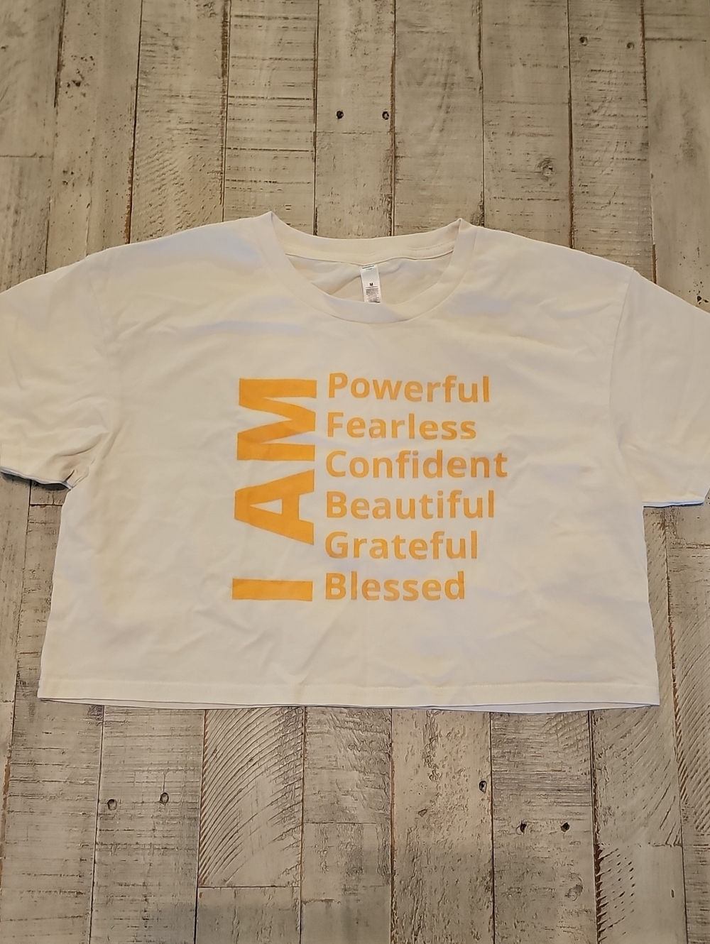 White Crop Tee with Yellow Inspirational Print Like New